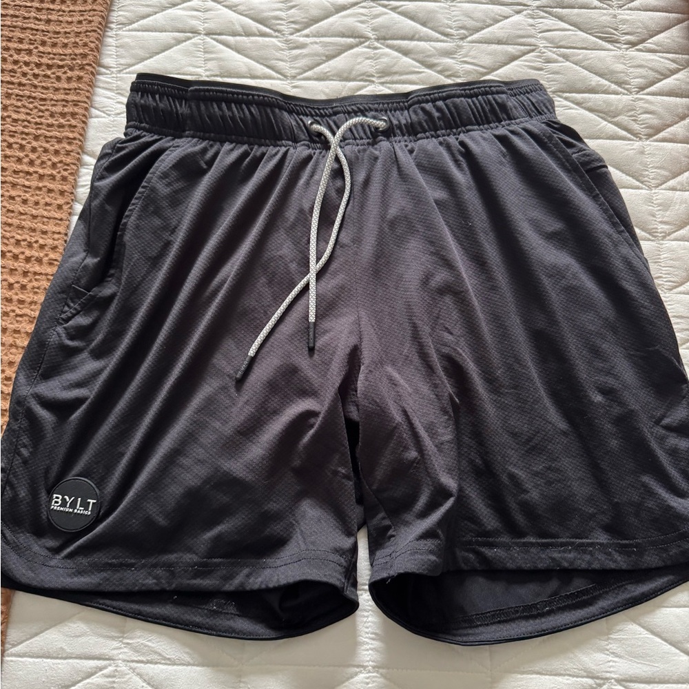 Men’s bylt athletic gym shorts size medium